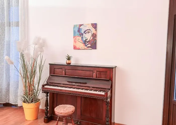 Piazza Erbe Spacious Flat Verona