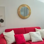 Piazza Erbe Spacious Flat