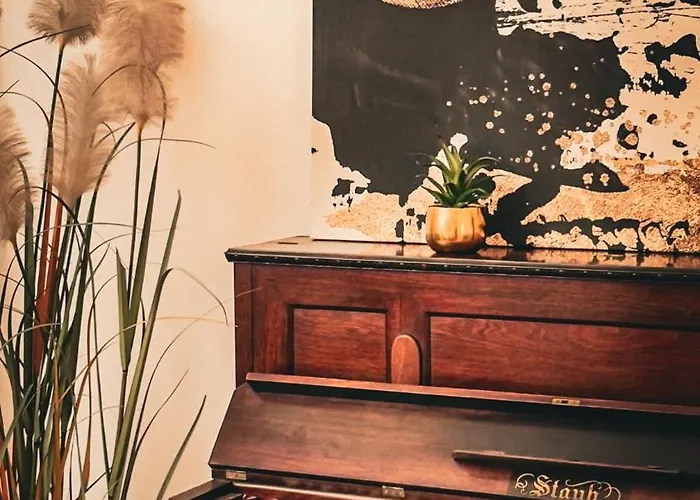 Piazza Erbe Spacious Flat *