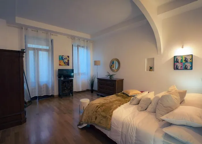 Apartment Piazza Erbe Spacious Flat Verona