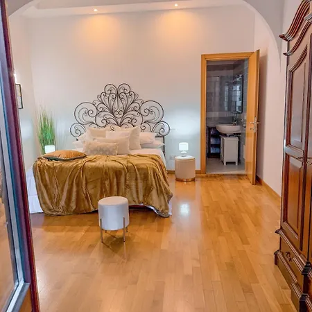 Appartement Piazza Erbe 2 Bedrooms - 3 Bathrooms Vérone