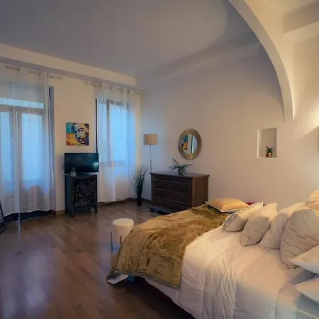 Appartement Piazza Erbe 2 Bedrooms - 3 Bathrooms Vérone