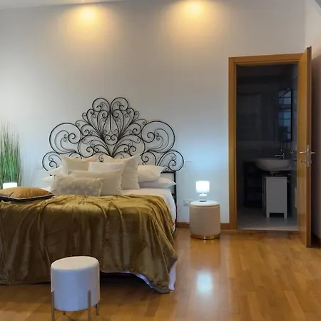 Piazza Erbe 2 Bedrooms - 3 Bathrooms Appartement *