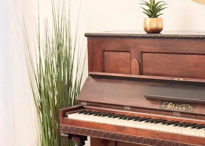 Piazza Erbe Spacious Flat