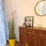 Piazza Erbe Spacious Flat *